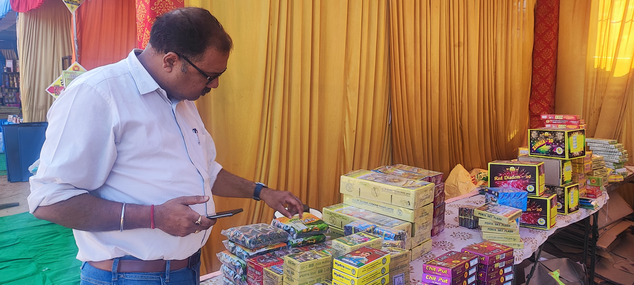Beyond the Lights: Kolkata’s Air Quality During Diwali