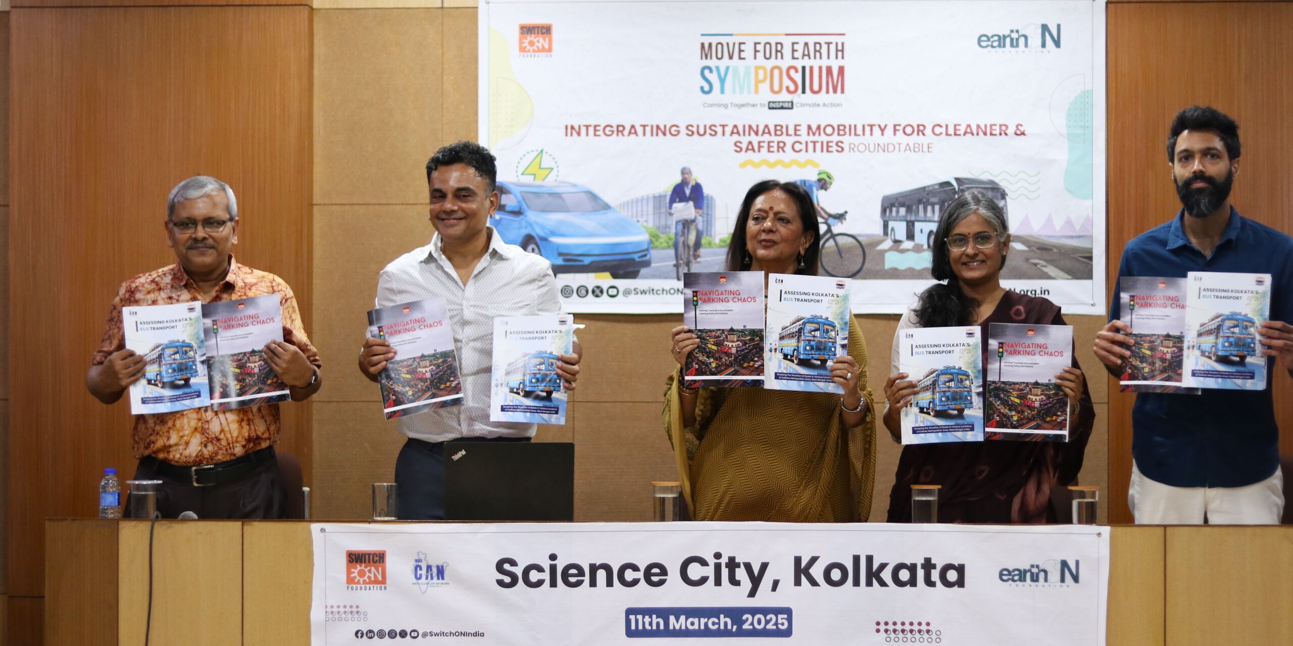 Experts Warn: Kolkata’s Public Transport Expansion at Risk Without Parking Reforms