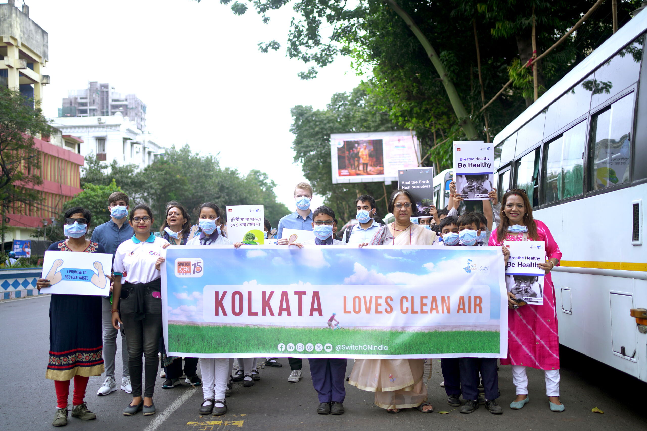 Children Walk for their Right to Breathe Clean Air Amid Child Rights Week in Kolkata