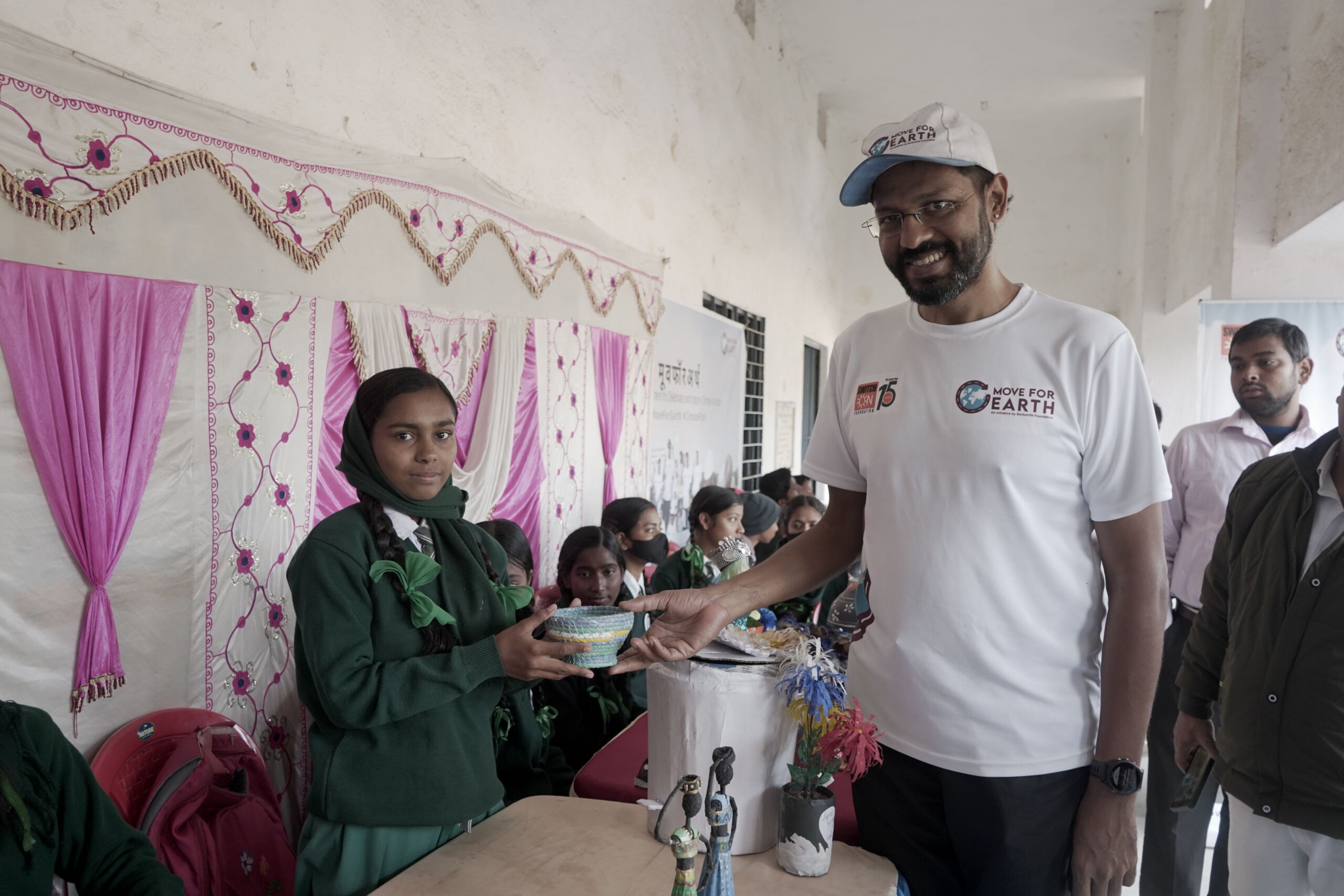 #MoveForEarth Cycle Yatra Sparks Sustainable Change in Deogarh, Promoting Agriculture Innovation, Waste Management