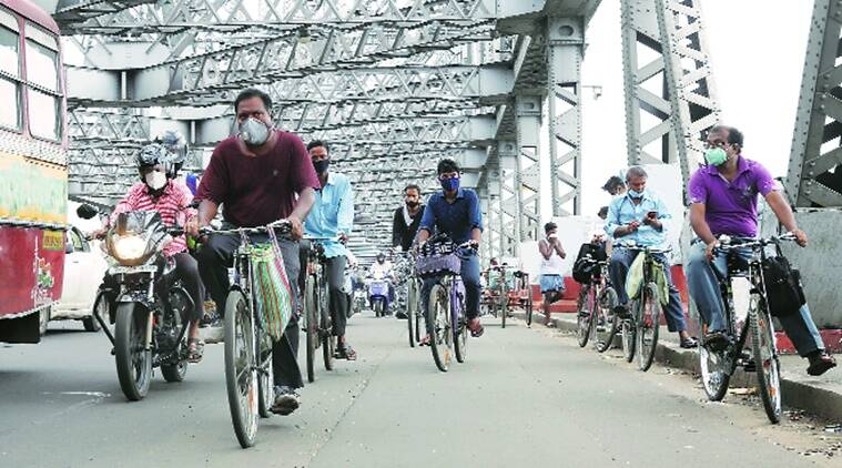 Why should cycles be promoted in Kolkata?